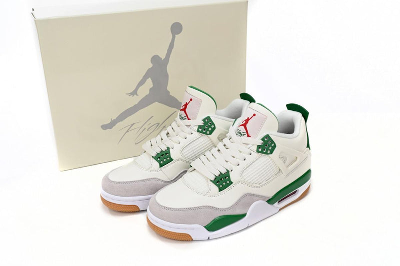 Nike SB x Air Jordan 4 Pine Green