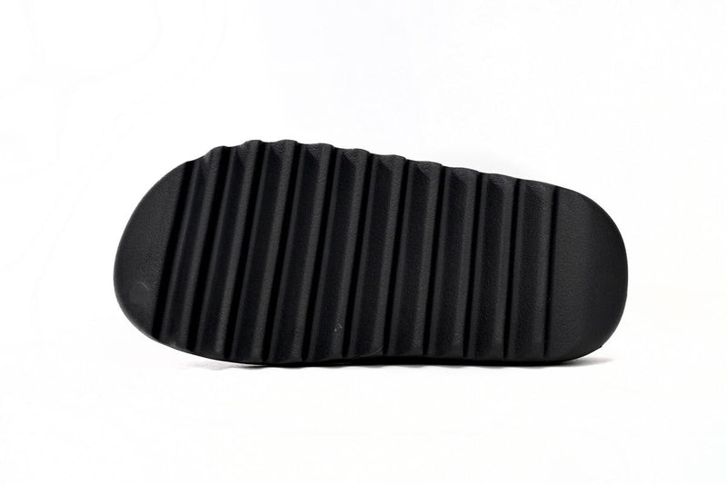 Yeezy Slide Dark Onyx