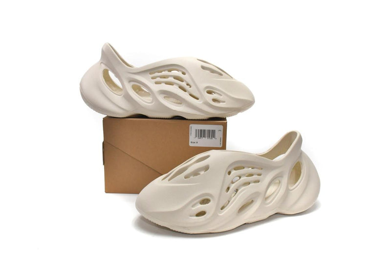 Yeezy Foam Runner Sand