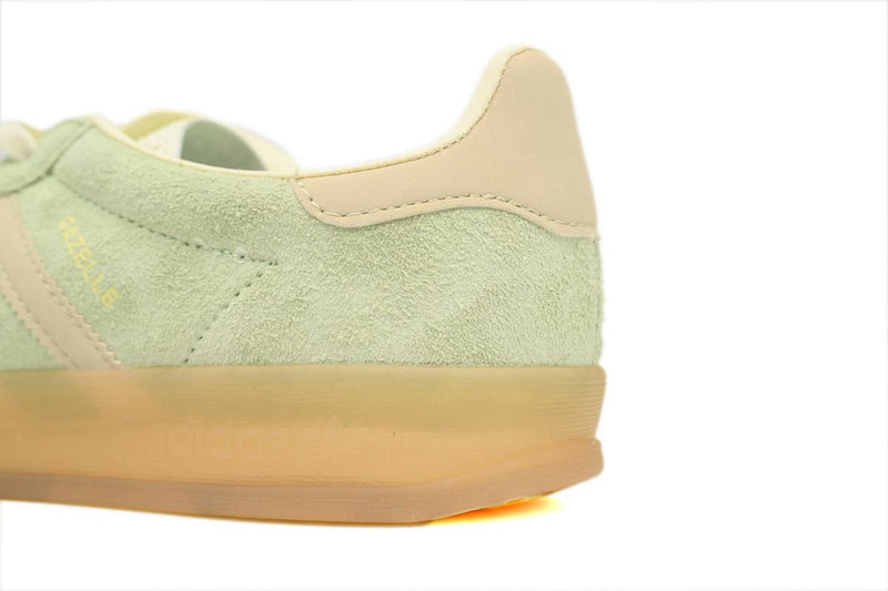 Gazelle Green Spark Almost Yellow