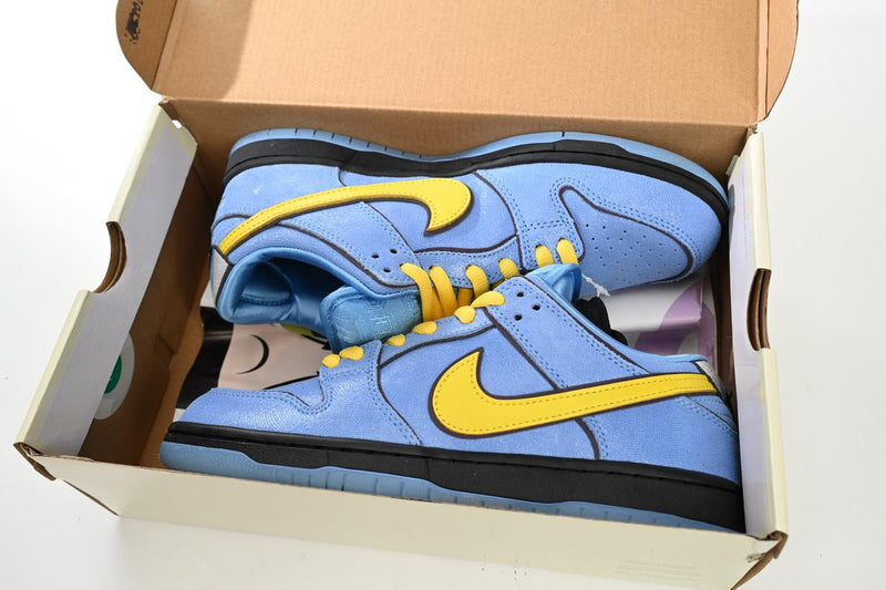 The Powerpuff Girls x Nike SB Dunk Low Buttercup