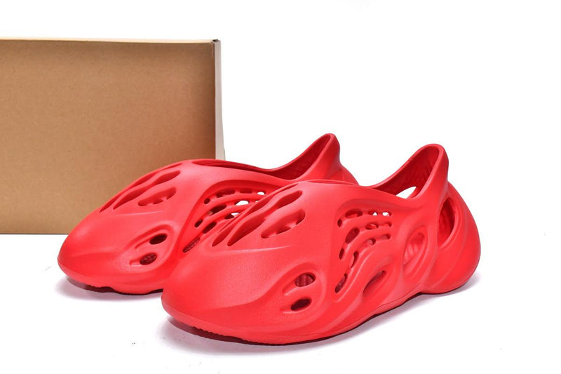 Yeezy Foam Runner Vermilion