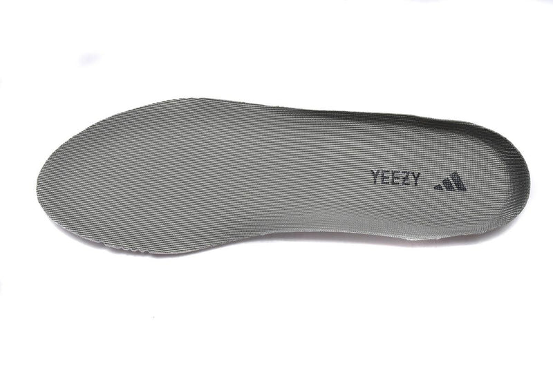 Yeezy 350 V2 Granite