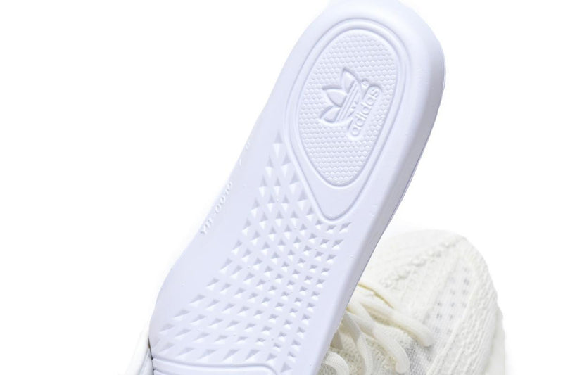 Yeezy Boost 350 V2 Bone