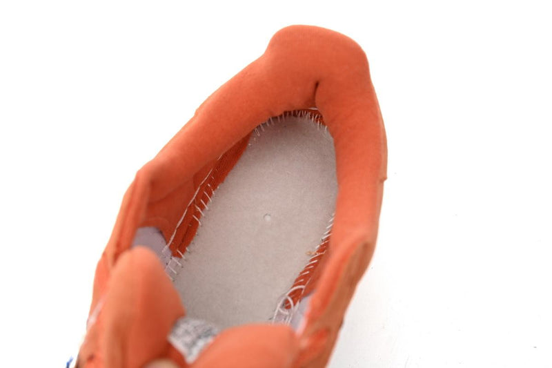 Campus 00s  Orange Gum