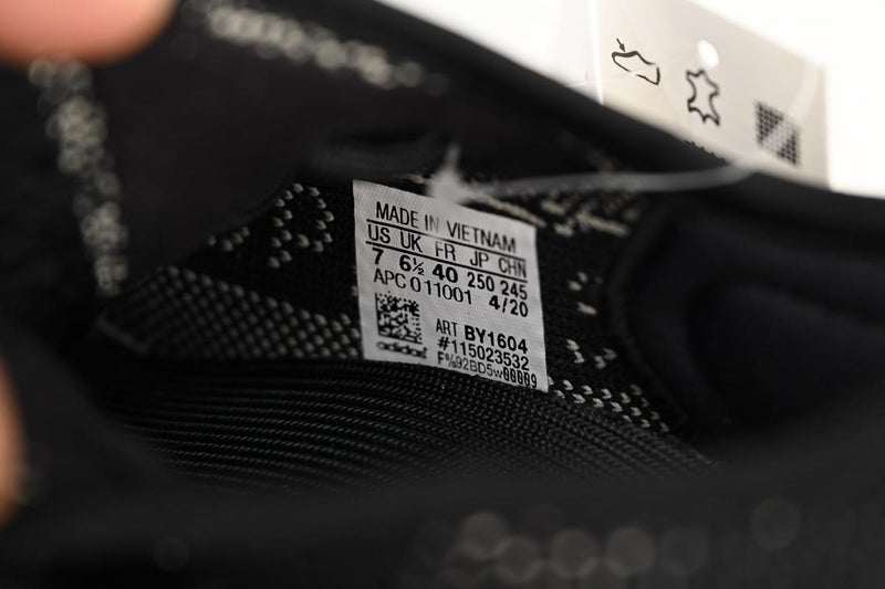Yeezy Boost 350 V2 Oreo
