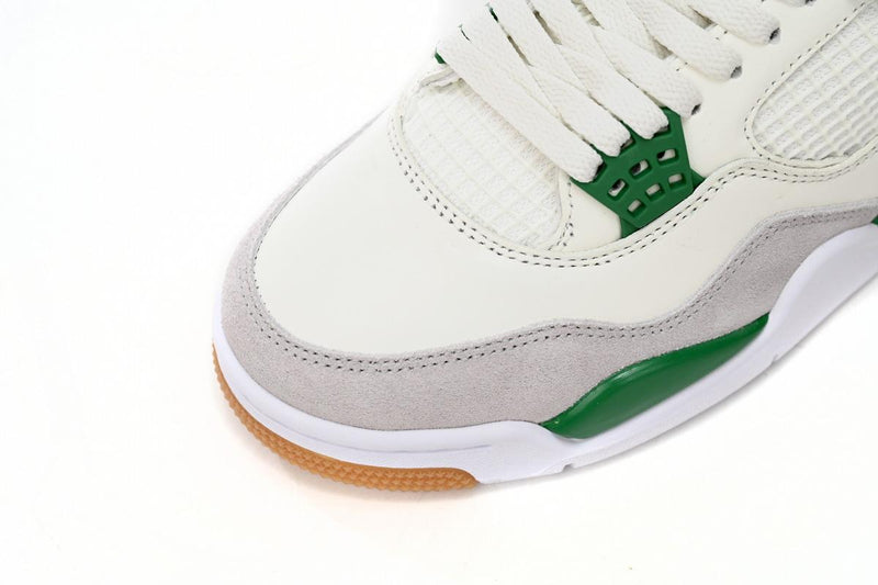 Nike SB x Air Jordan 4 Pine Green