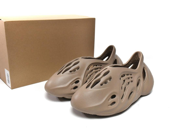 Yeezy Foam Runner Mist